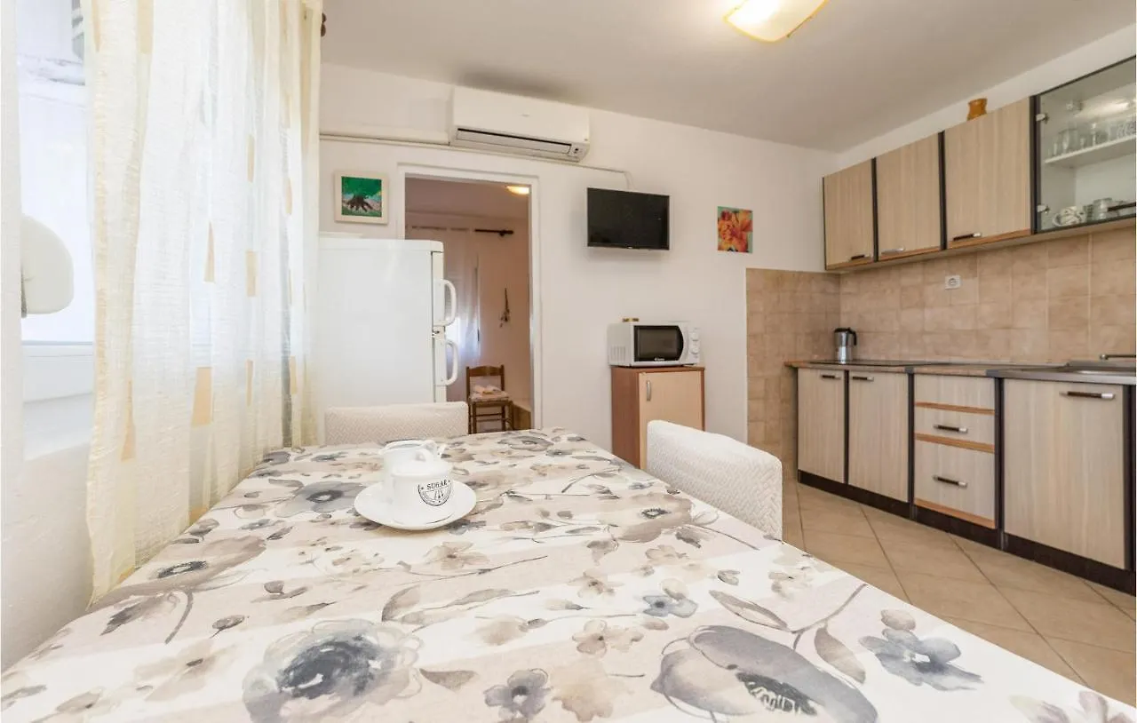 1 Bedroom Pet Friendly Apartment In Pag パグ
